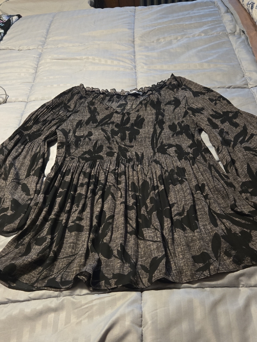 Women’s Black Floral Peplum Top